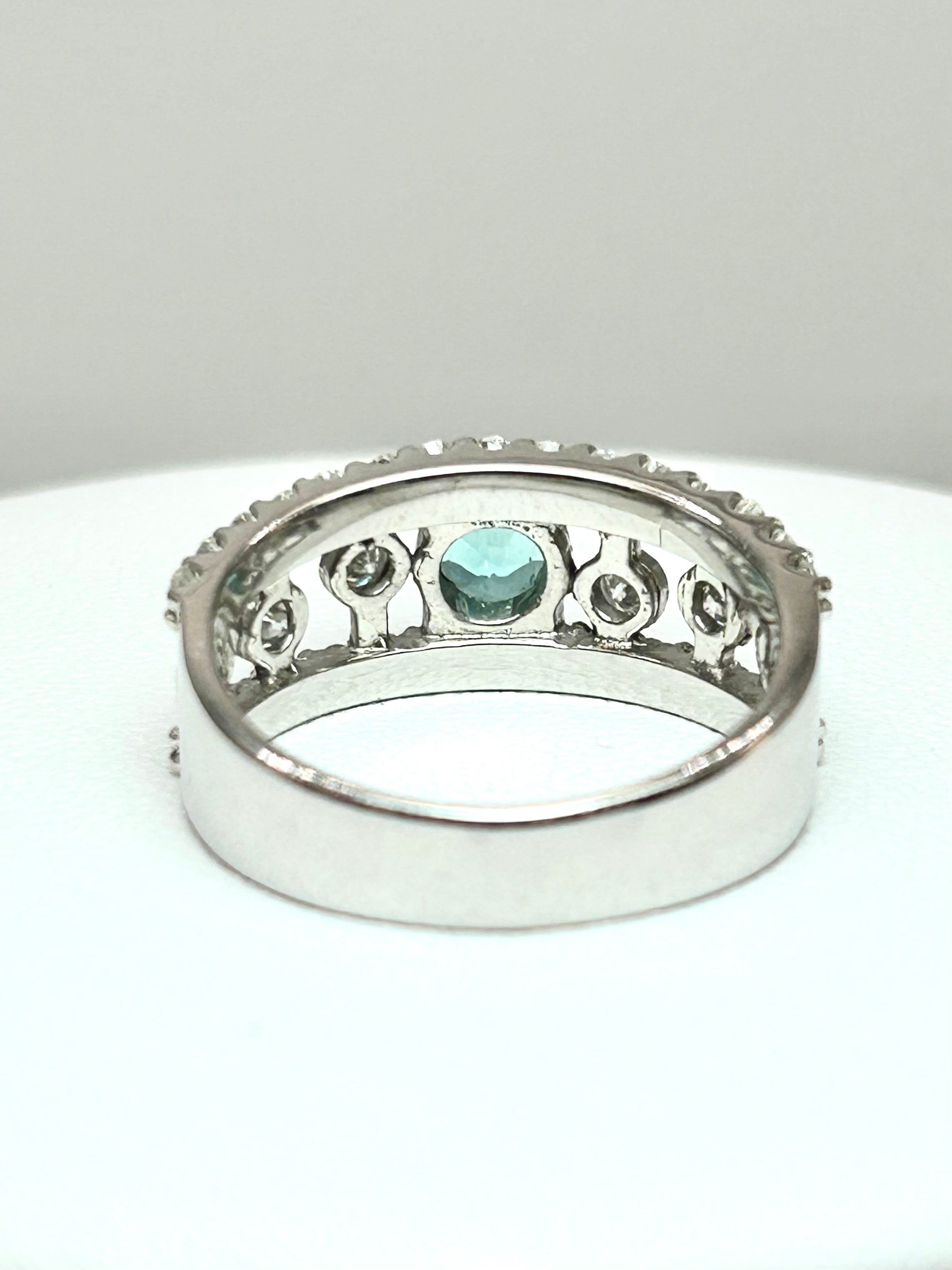 Anello Tourmaline Paraiba Natural neon blue, diamanti, Oro bianco 18k Certificati Italiani
