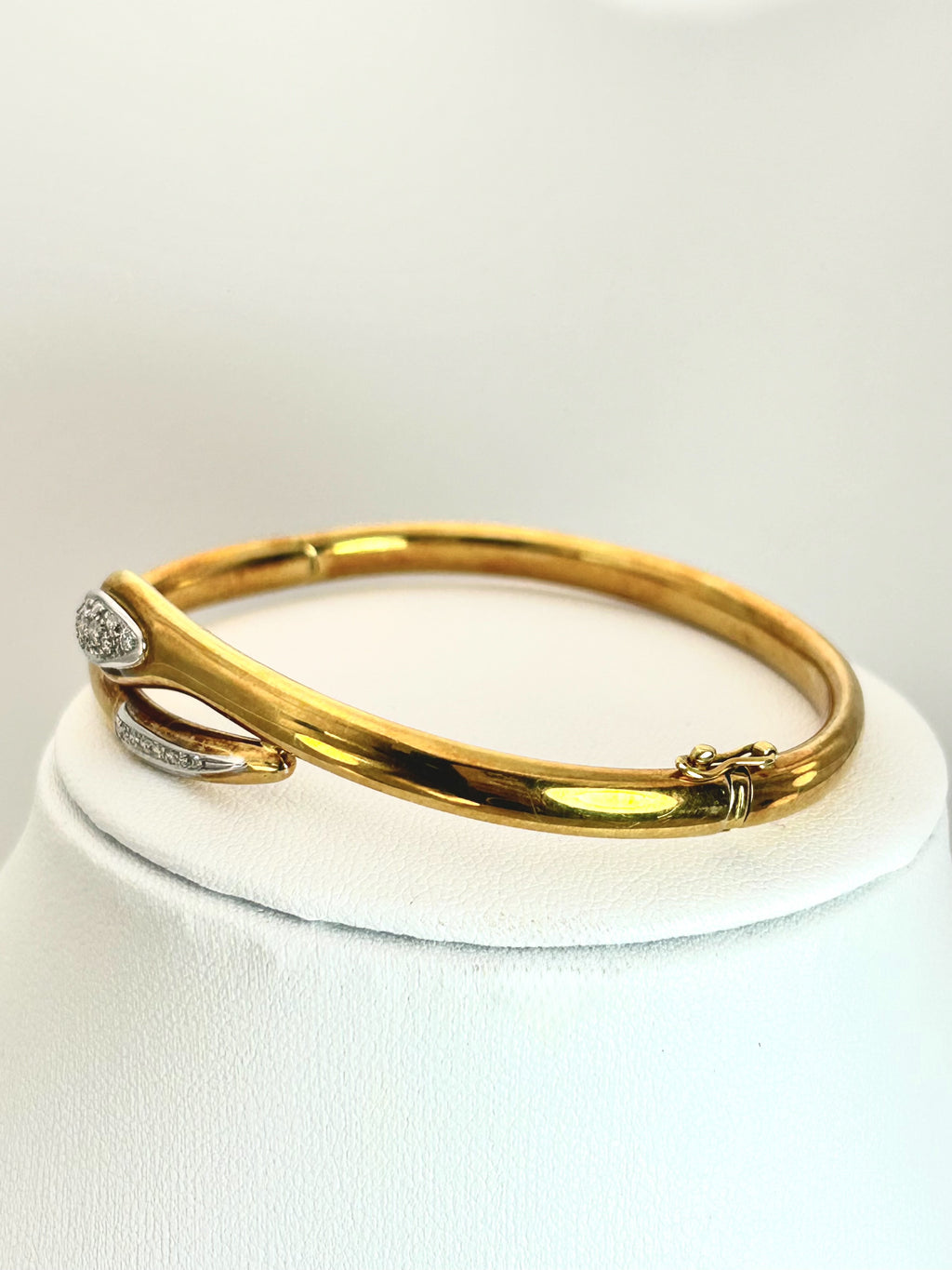 Parure Collana, bracciale ed anello Inspired Serpente oro giallo 18k e diamanti naturali Art Deco.